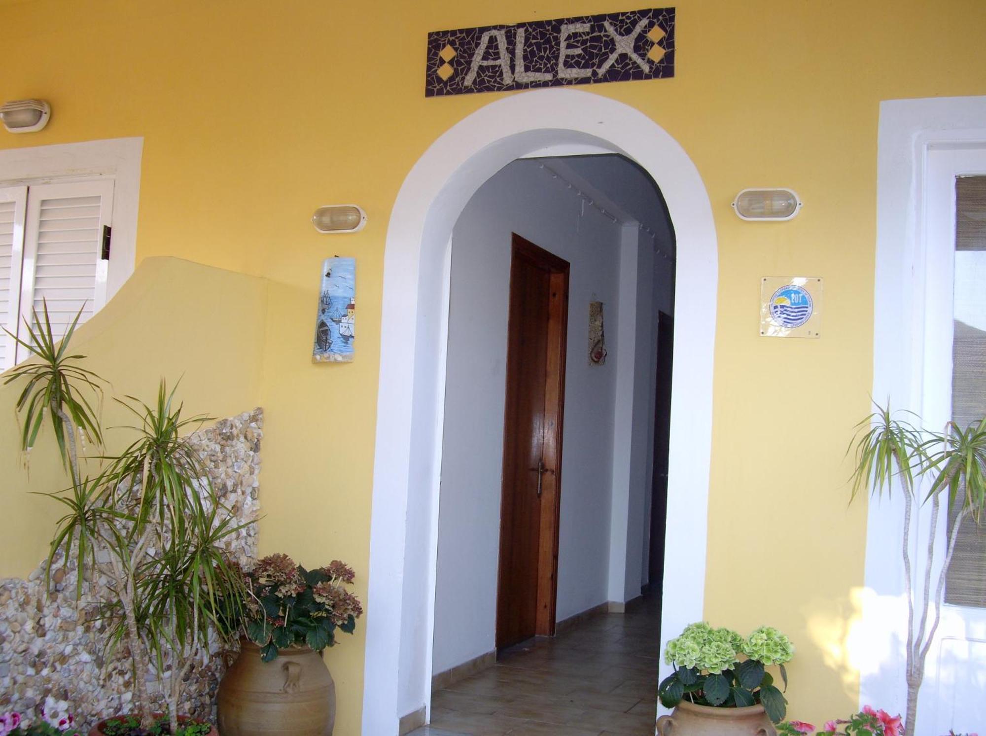 ארילס Alex Studios & Apartments חדר תמונה