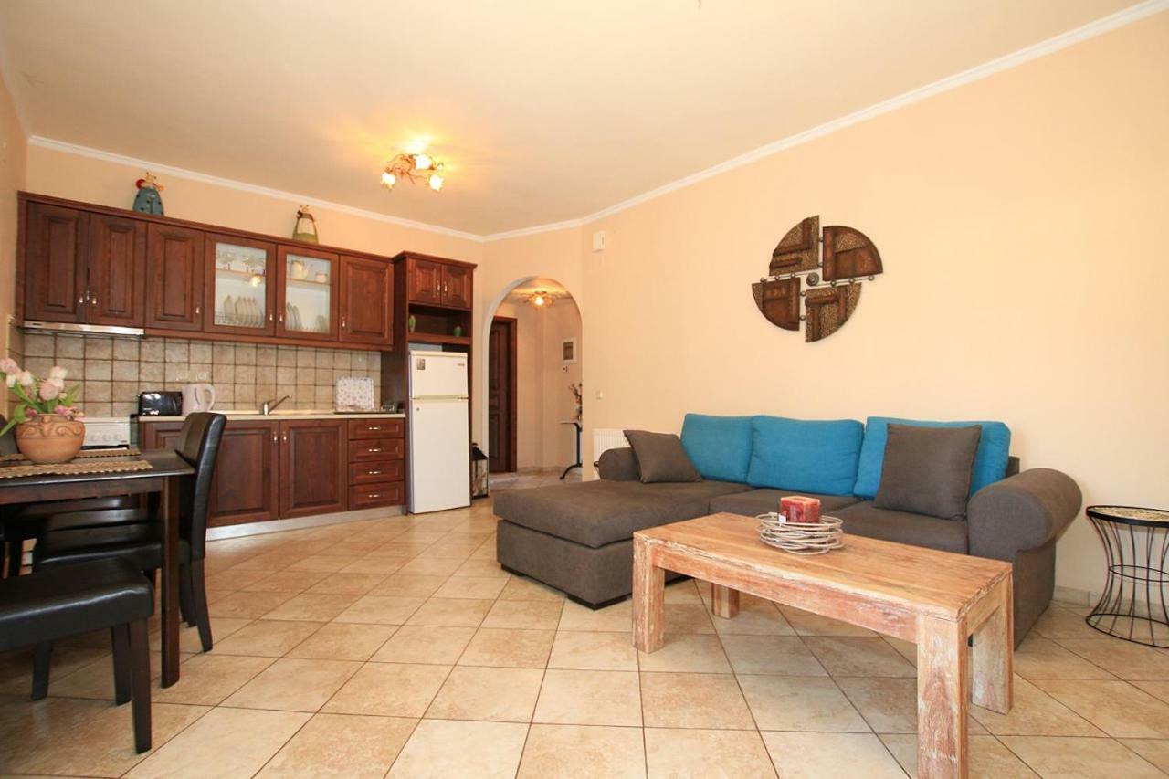 ארילס Alex Studios & Apartments מראה חיצוני תמונה
